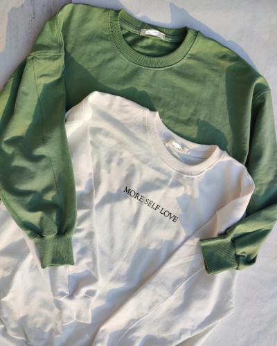 سفید و سبز پاستلی